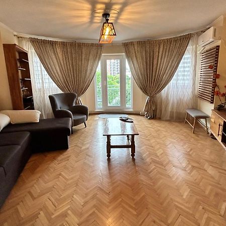 Apartment Palace Of Parliament Bucharest Exterior photo